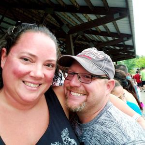 Meet your Posher, Dara